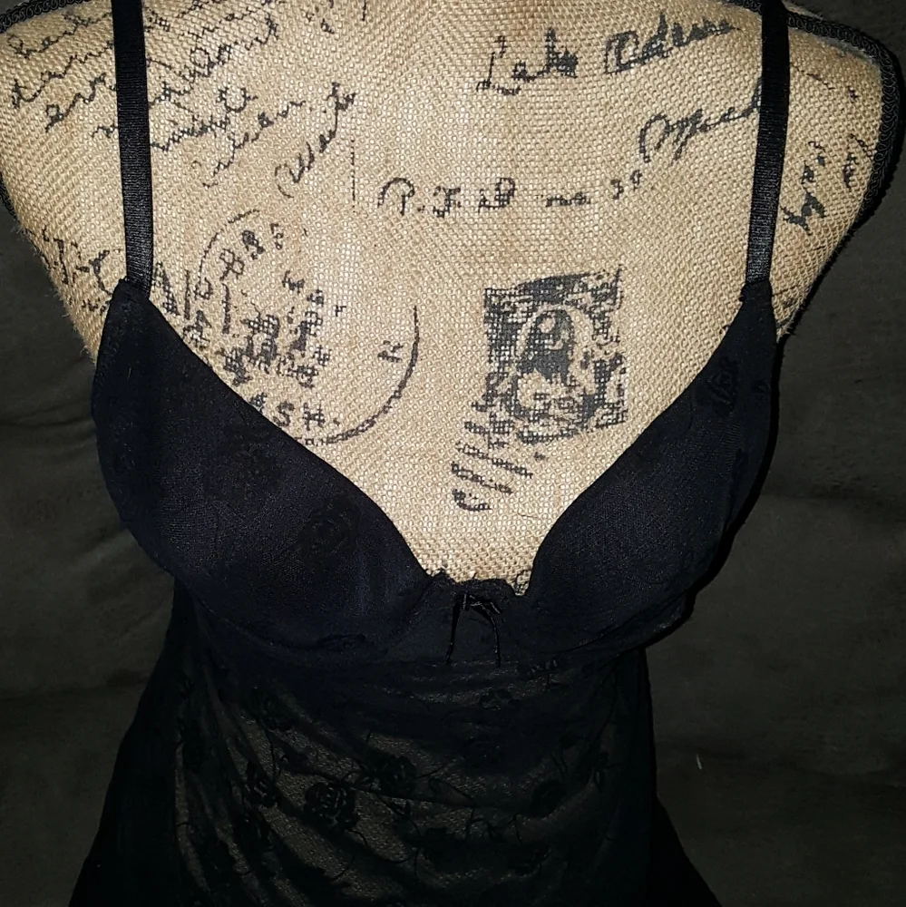 Black lingerie with‎ rose pattern